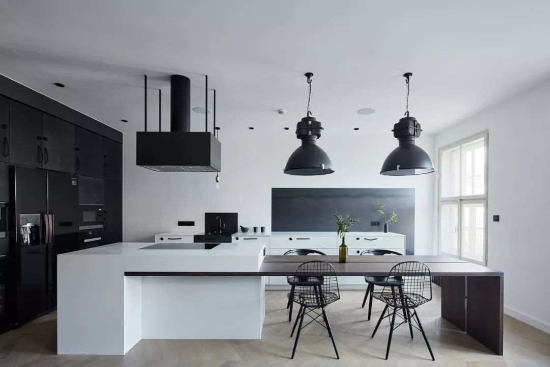 融入现代风格设计的18款厨房装修效果图