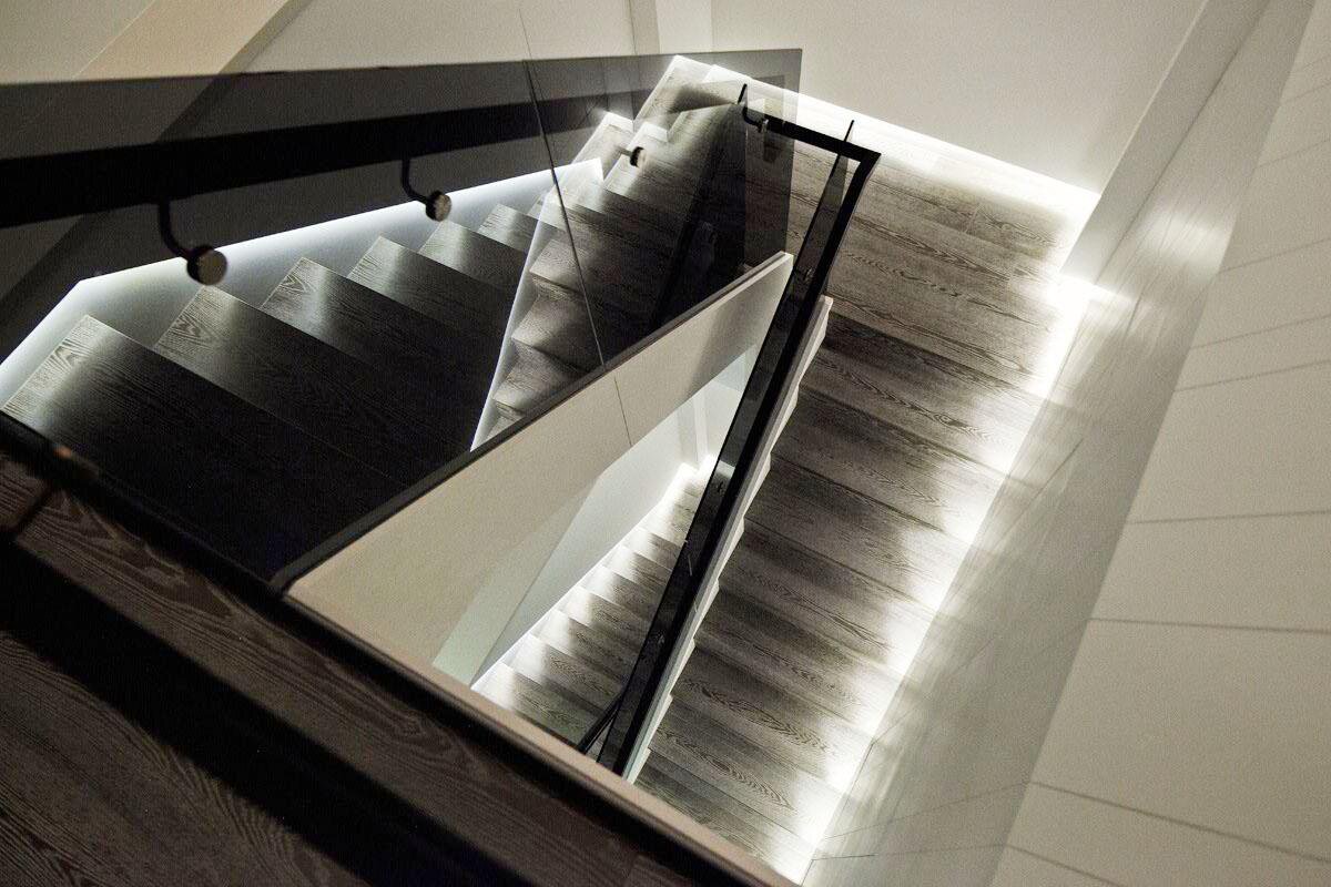 16款楼梯装修效果图，光看看都很舒服！