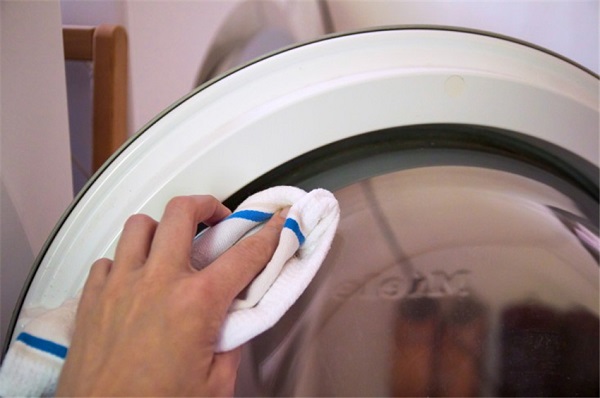 洗衣机里面有多脏？看看主妇推荐的清洁妙招！