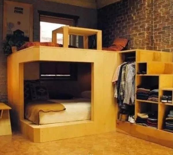 天津家装公司：还能这样设计床？连衣帽间和书桌都省了！