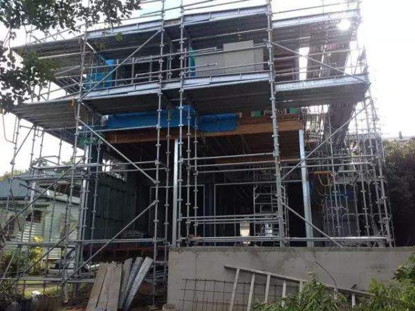 昆明装修网：“垃圾房”拆了重建成三层别墅！